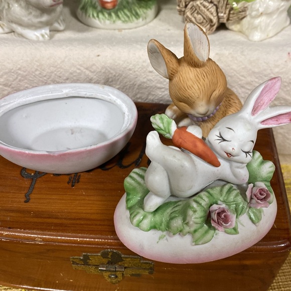 BUNNIES -VINTAGE EASTER CERAMIC BUNDLE - Picture 2 of 6